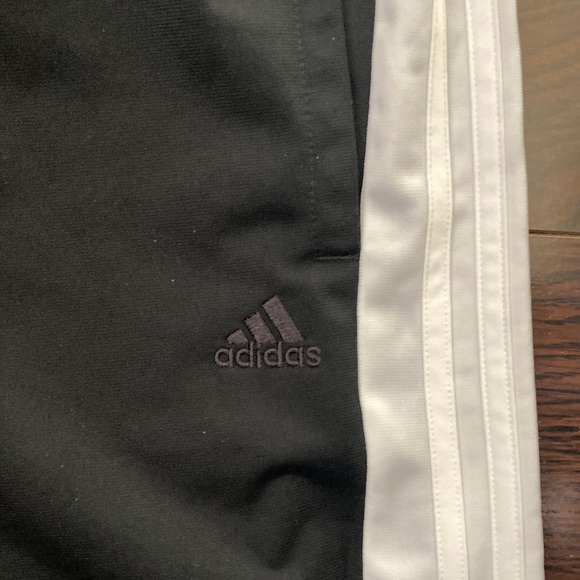 Adidas Essentials Joggers - BNWT, small - Picture 5 of 9